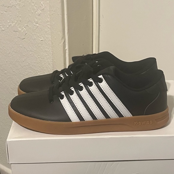 champion Super C Court size 8.5 and K-Swiss classic size 8 - Picture 8 of 9